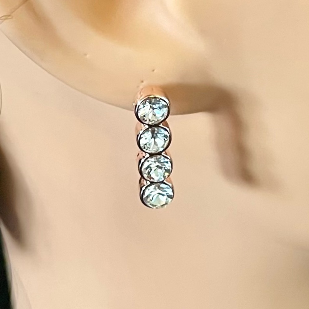 Swarovski crystal (NWT) rose gold plated pierced earrings jewelry - Picture 7 of 17